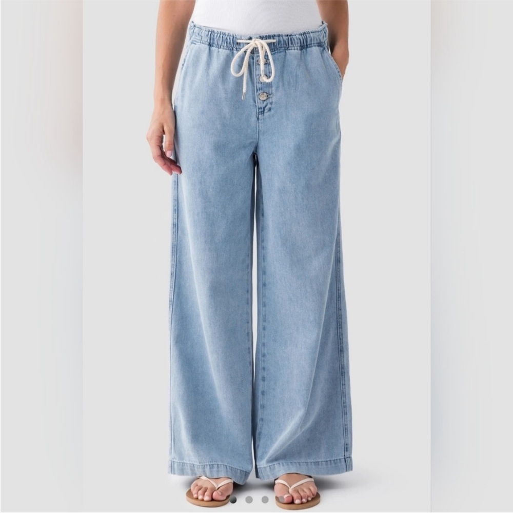 Wide Leg Drawstring Light Blue Jeans for Women